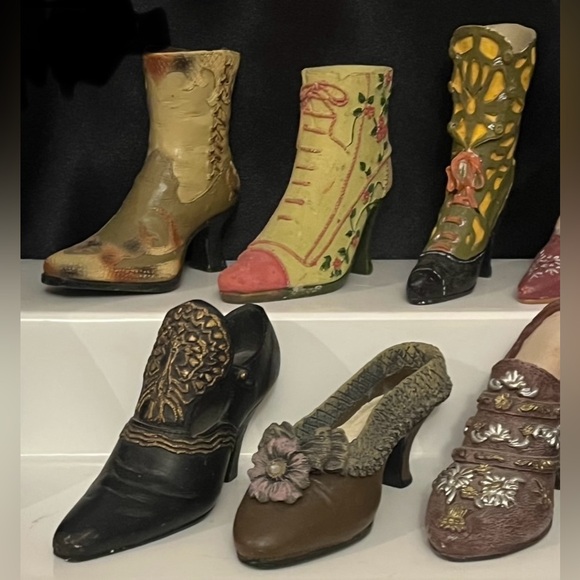 Miniature Shoe & Boot Collectibles - Lot of 13 + Free Frame - Picture 6 of 10